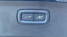 Volvo XC90 2.0 T8 PHEV Ultra Dark 5dr AWD Geartronic Estate